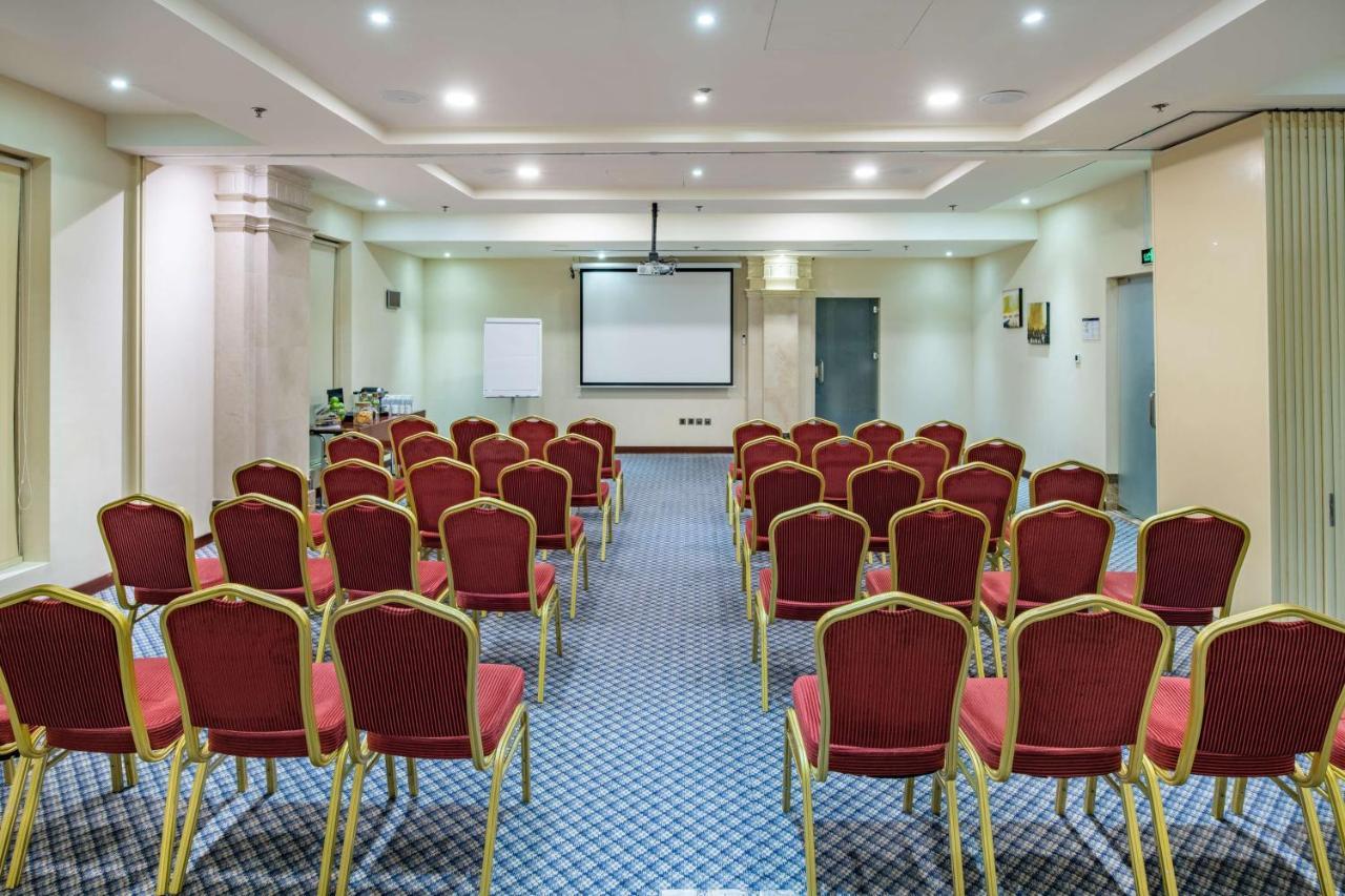 Radisson Blu Hotel, Dhahran Khobar Extérieur photo
