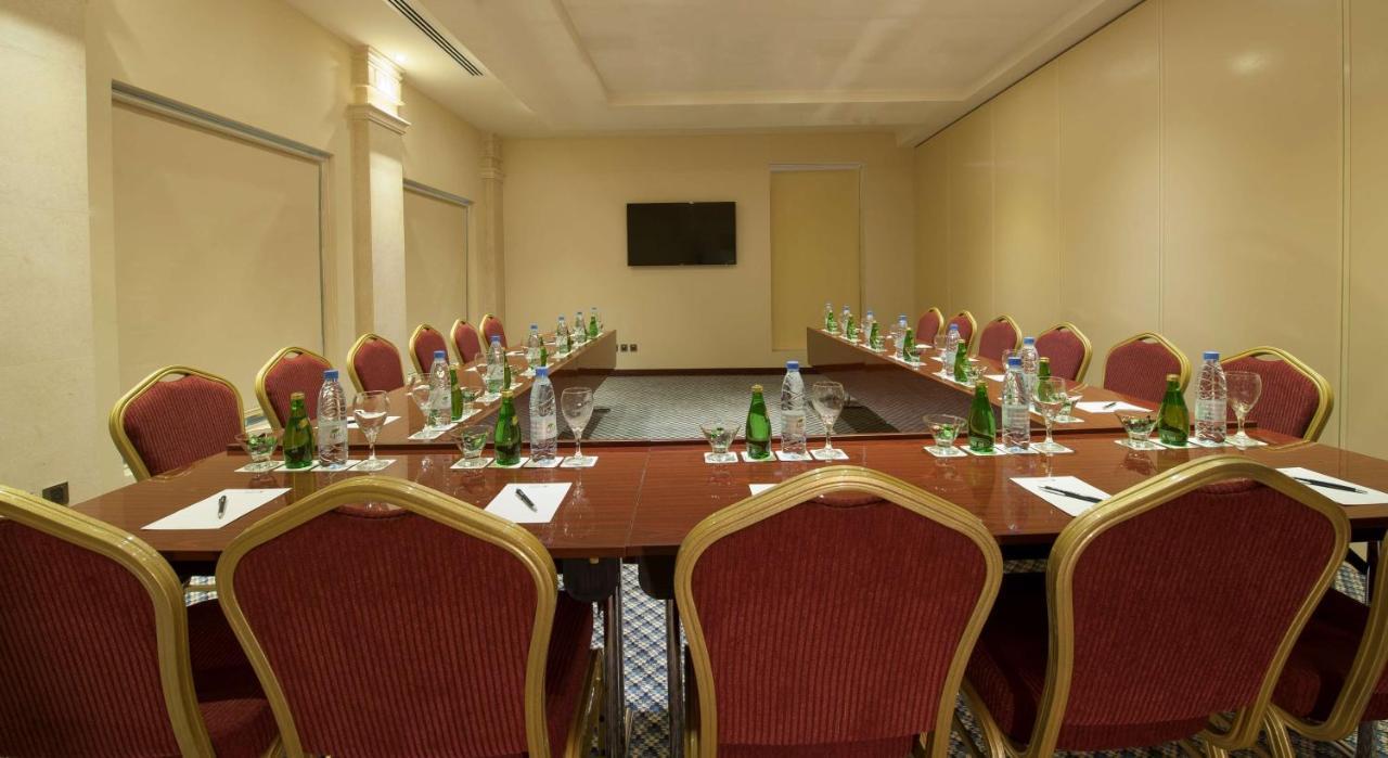 Radisson Blu Hotel, Dhahran Khobar Extérieur photo