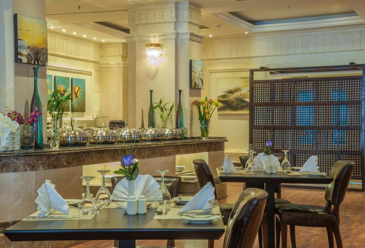 Radisson Blu Hotel, Dhahran Khobar Extérieur photo