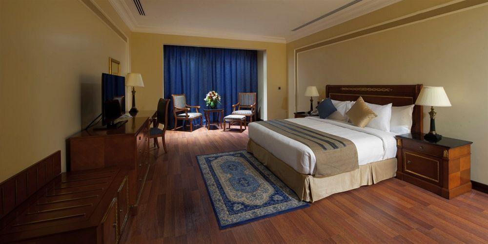 Radisson Blu Hotel, Dhahran Khobar Extérieur photo